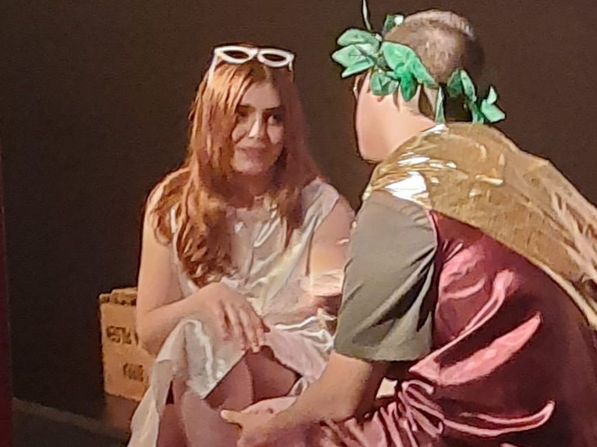 CDF6AA51-EE7A-452F-B5ED-0BCDE515A498